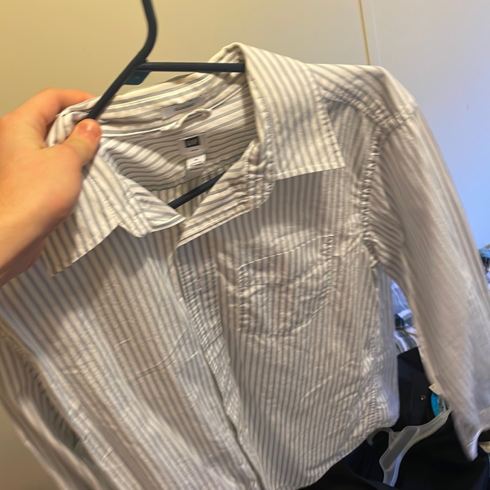 Gap classic medium shirt
